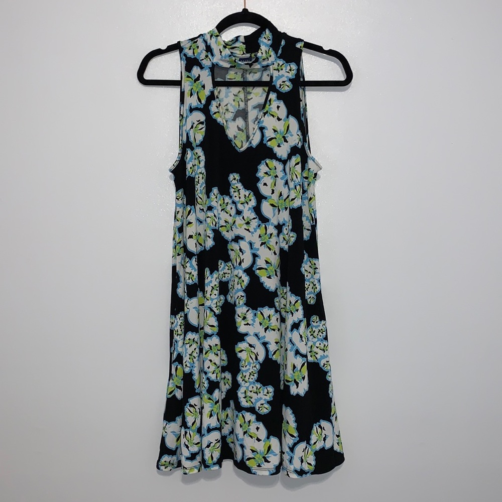Kaari Blue Sleeveless Dress Size Medium